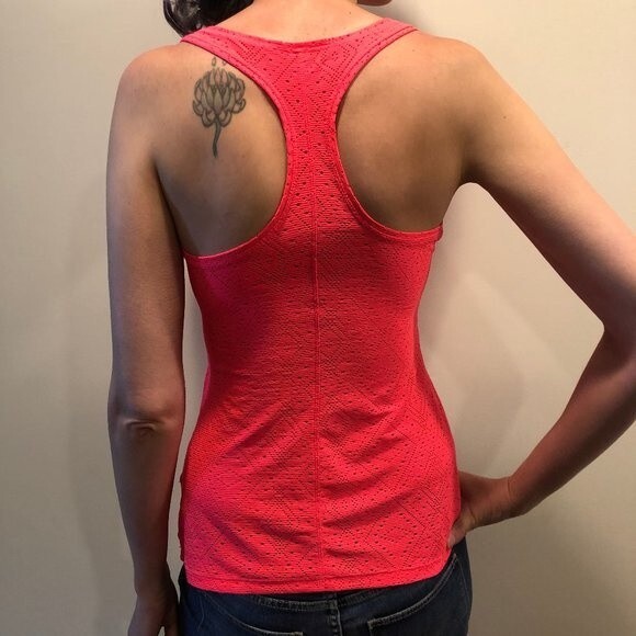 Old Navy Active Racerback Tank Top XS Extra Small Bright Coral Pink Oversized - Picture 2 of 8
